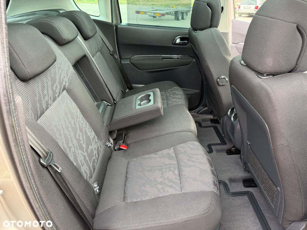 Peugeot 3008 HDi 115 Allure - 25