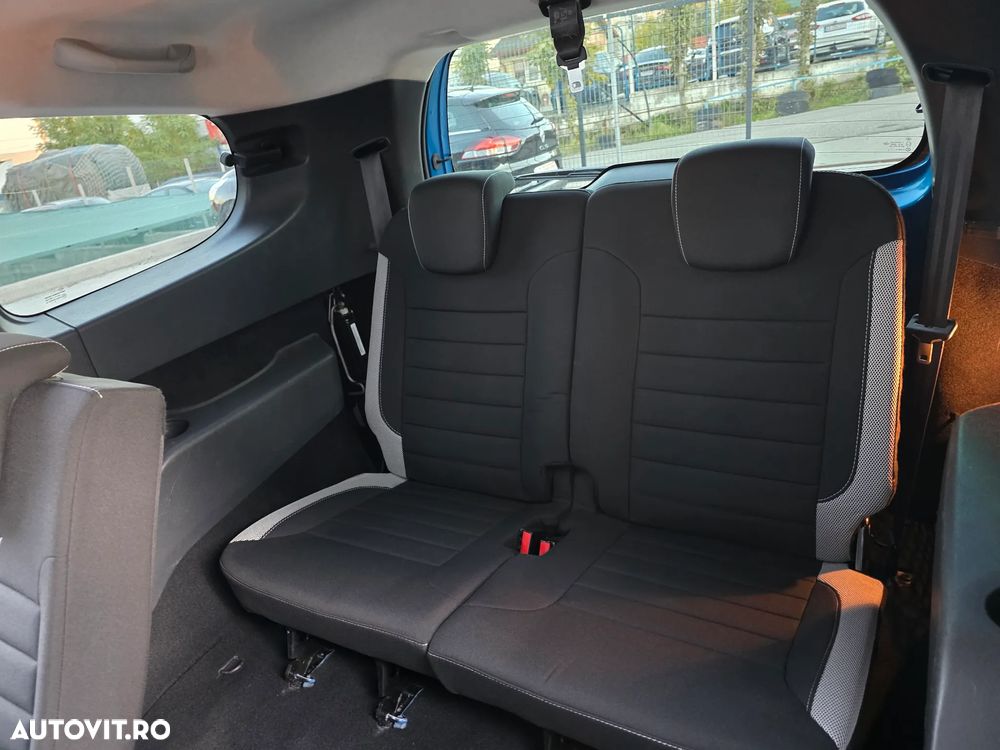 Dacia Lodgy 1.5 Blue dCi Stepway - 10