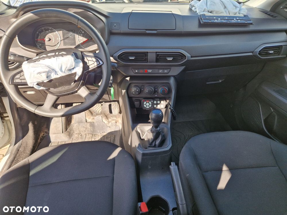 Dacia Jogger 1.0 TCe Essential 7os - 20