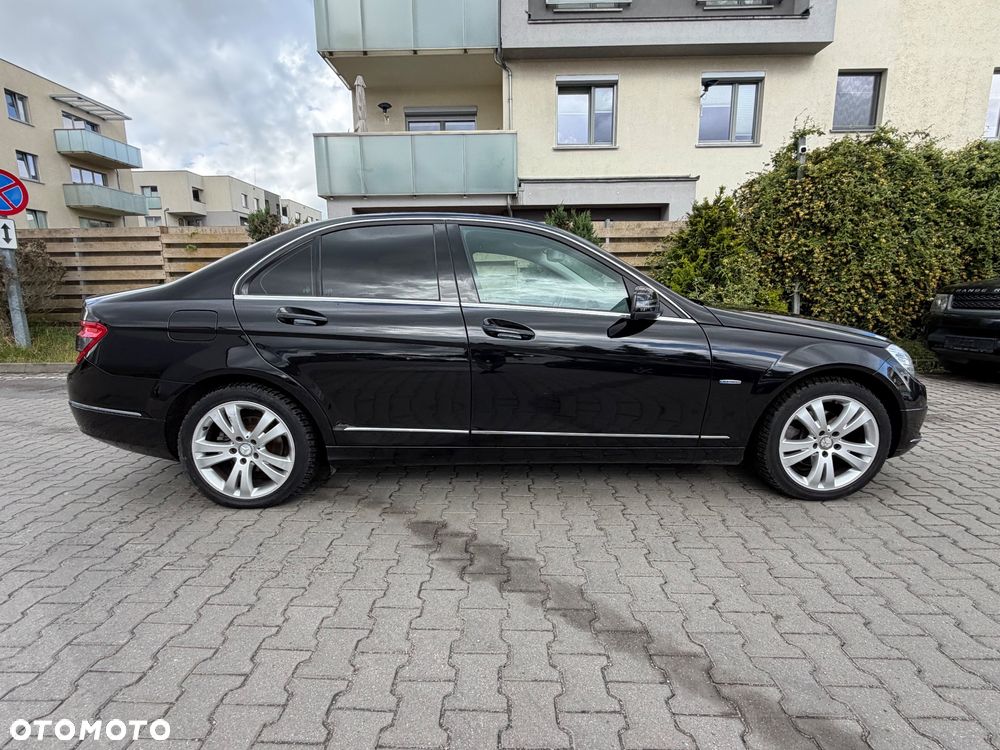 Mercedes-Benz Klasa C 180 BlueEFFICIENCY 7G-TRONIC Avantgarde - 10