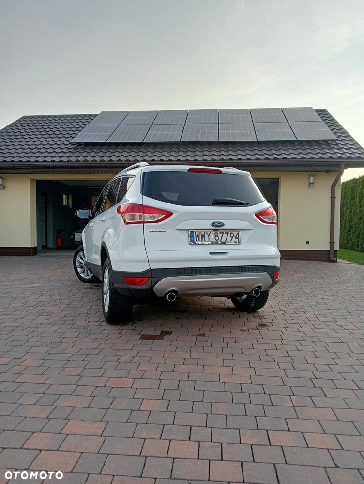 Ford Kuga 2.0 TDCi 2x4 Trend - 4