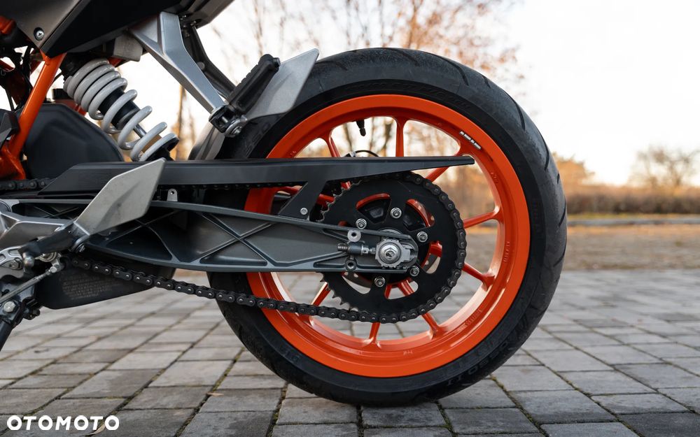KTM Duke - 11