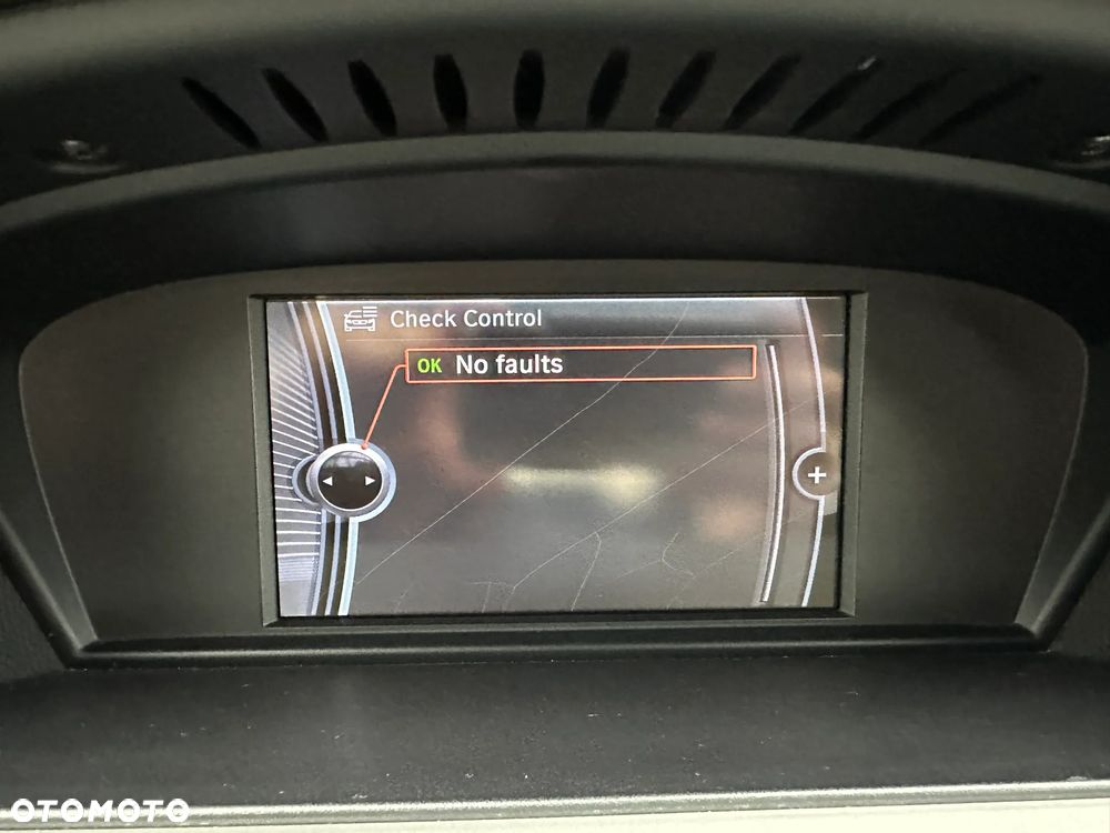 BMW Seria 3 318d DPF Edition Exclusive - 25