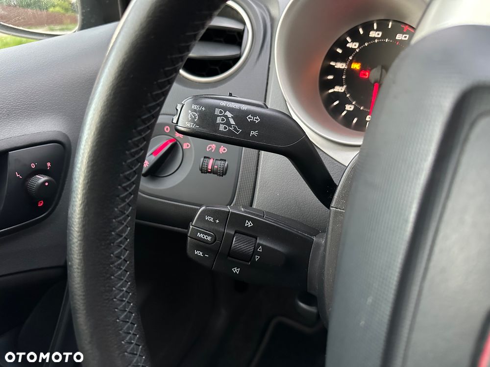 Seat Ibiza 1.4 16V Style - 21