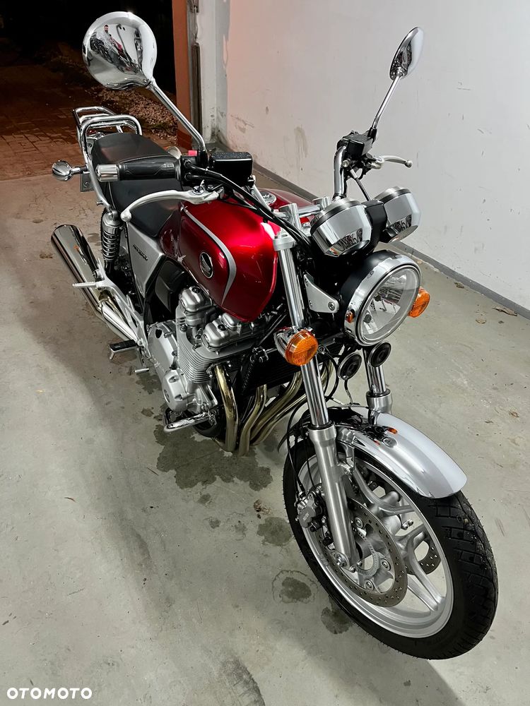 Honda CB - 4