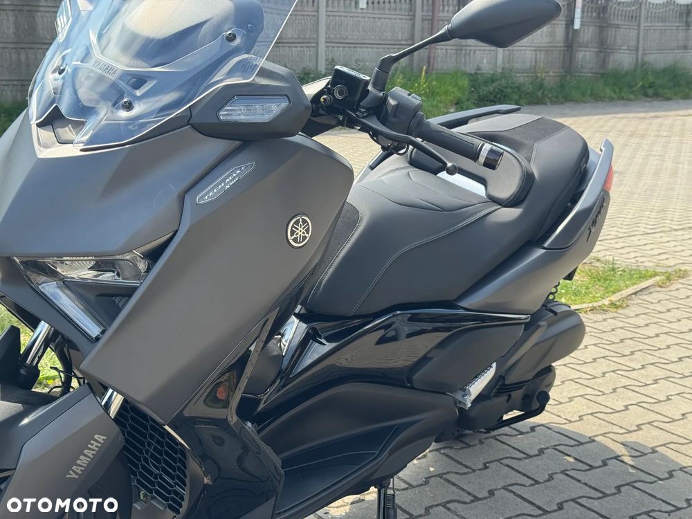 Yamaha X-max - 5