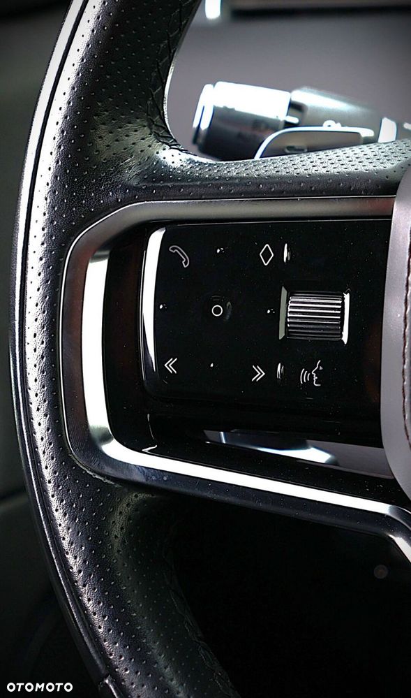 Land Rover Discovery Sport - 33