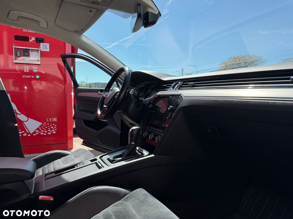 Volkswagen Passat 2.0 TSI BMT Highline DSG - 25