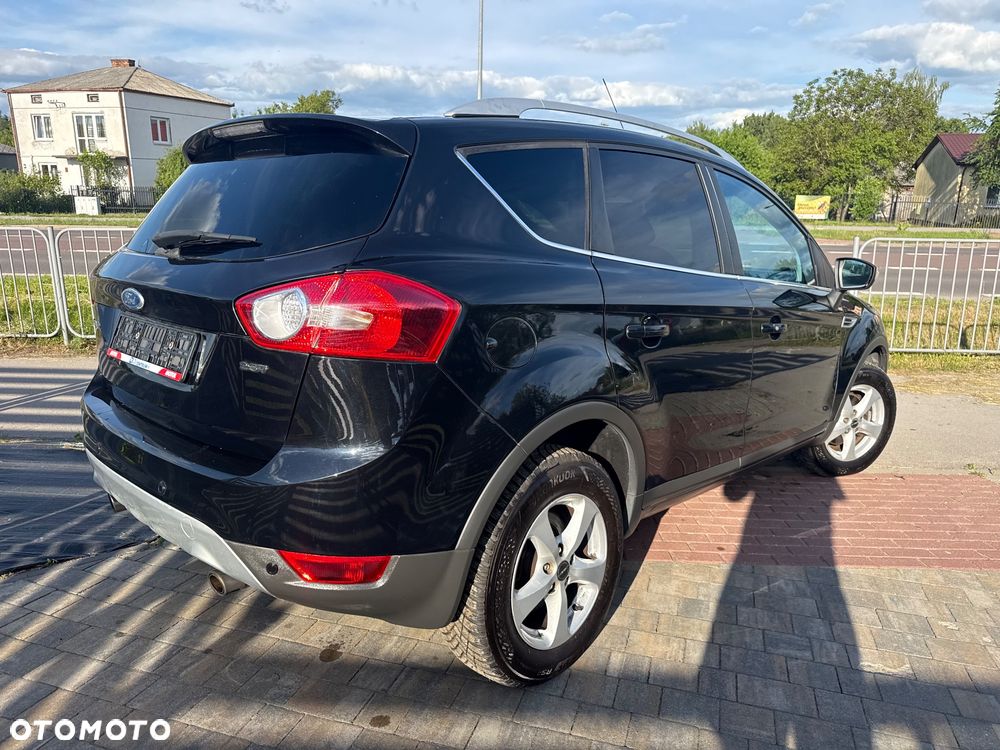 Ford Kuga 2.5 4x4 Titanium - 4