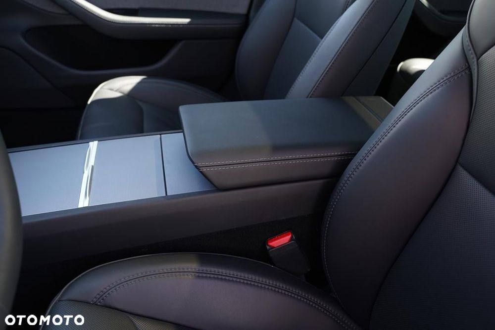 Tesla Model 3 RWD Premium - 20