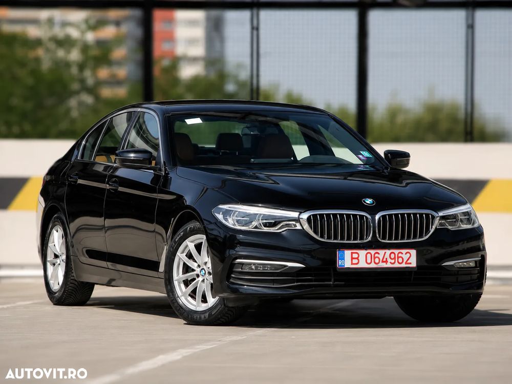 BMW Seria 5 520i AT - 12