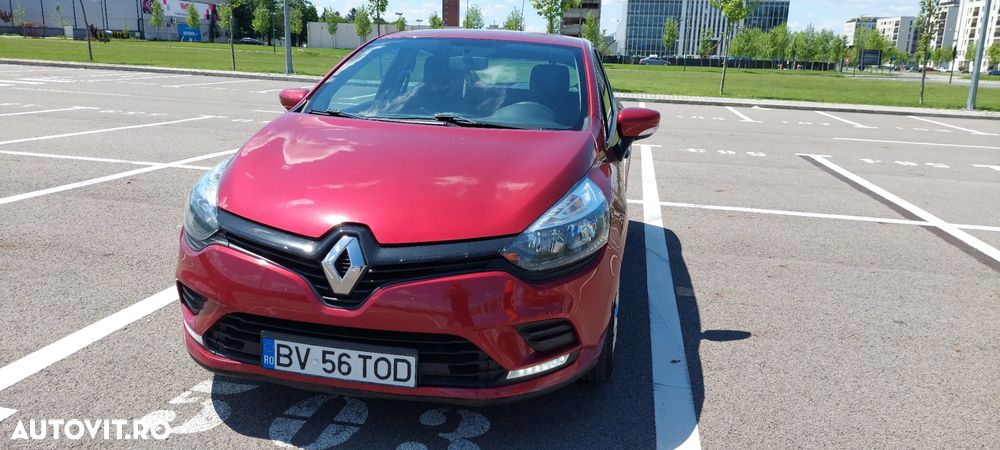 Renault Clio - 9