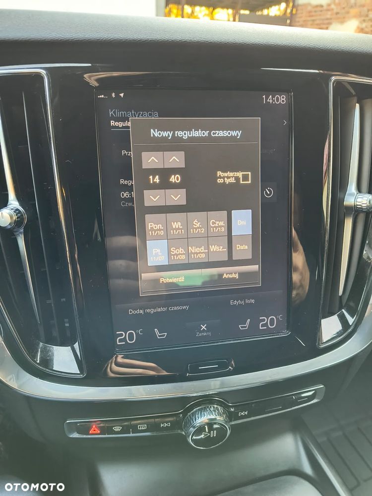 Volvo V60 D4 Momentum - 19