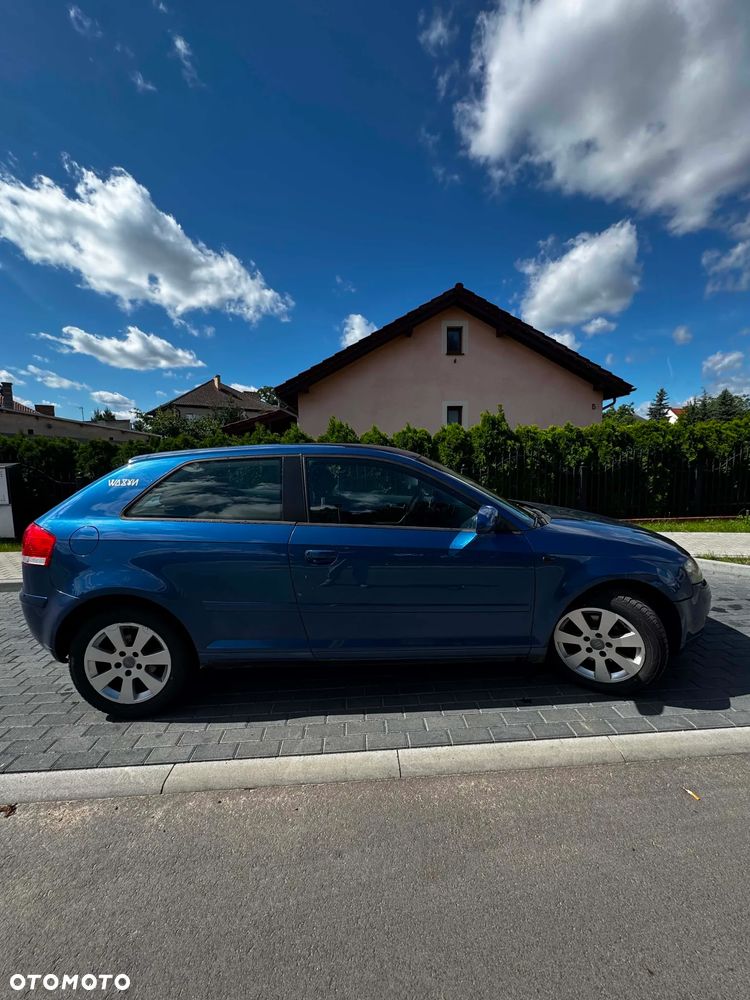 Audi A3 3-drzwiowe 1.6 Attraction - 5