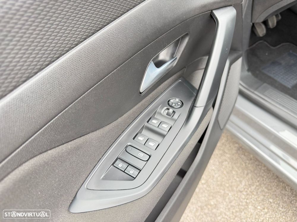 Peugeot 308 SW 1.2 PureTech Active - 25