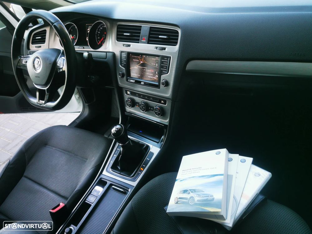 VW Golf Variant 1.6 TDi BlueMotion Confortline - 3