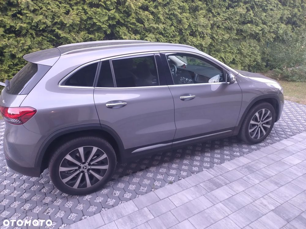 Mercedes-Benz GLA - 35