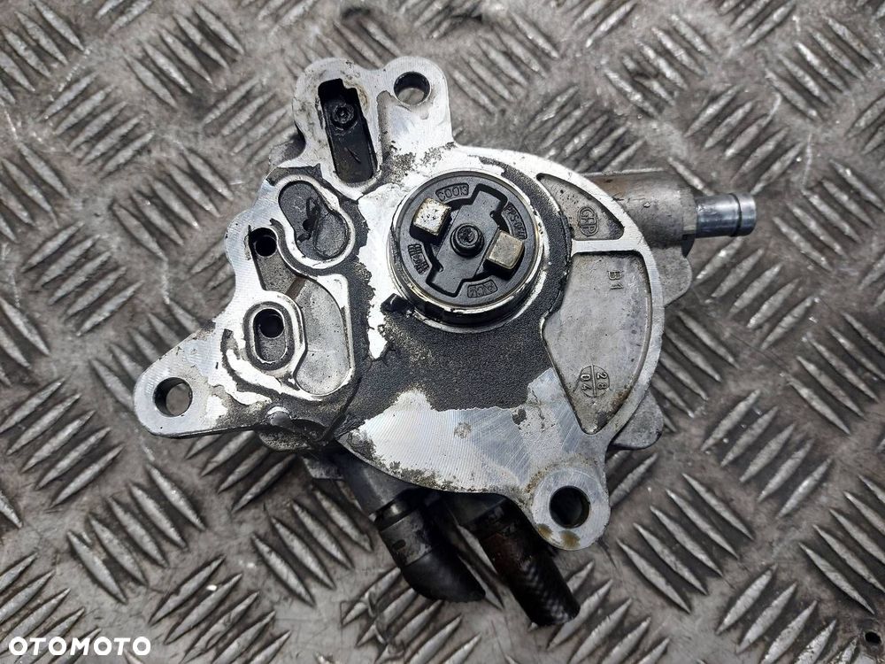 POMPA VACUM VOLKSWAGEN PASSAT B6 2.0 TDI 03G145209 - 2