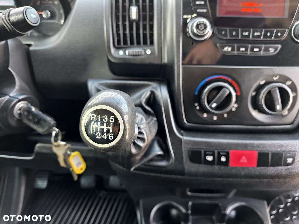 Fiat DUCATO 2,3 MJT 150 KONNA DOKA BRYGADÓWKA 7 OSOBOWA 3,5M SKRZYNIA WEBASTO MAX 16 KOŁA GWARANCJA - 24