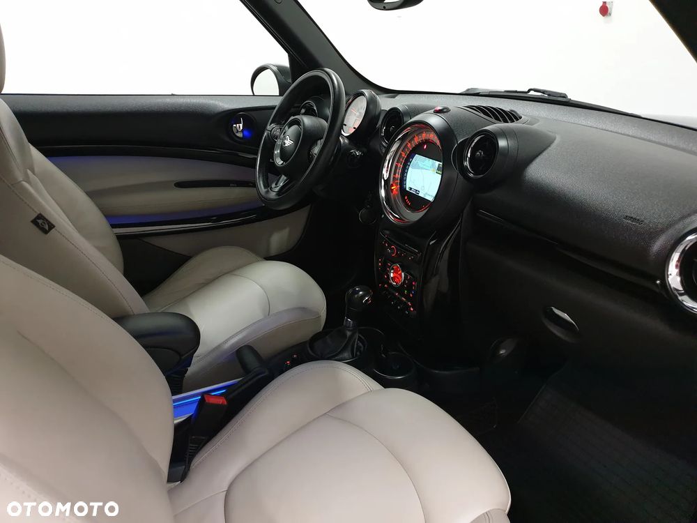MINI Paceman - 36