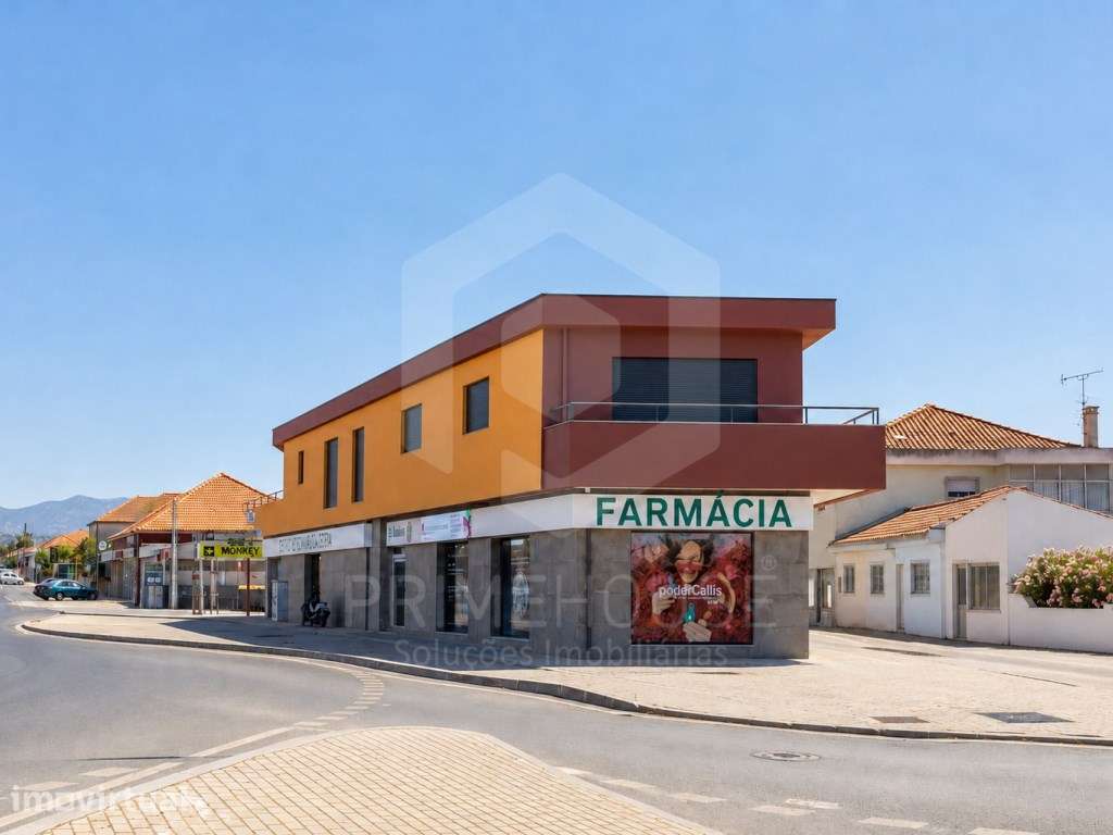 APARTAMENTO T2 COM PARQUEAMENTO PRIVADO EM AZEITÃO - Grande imagem: 2/38