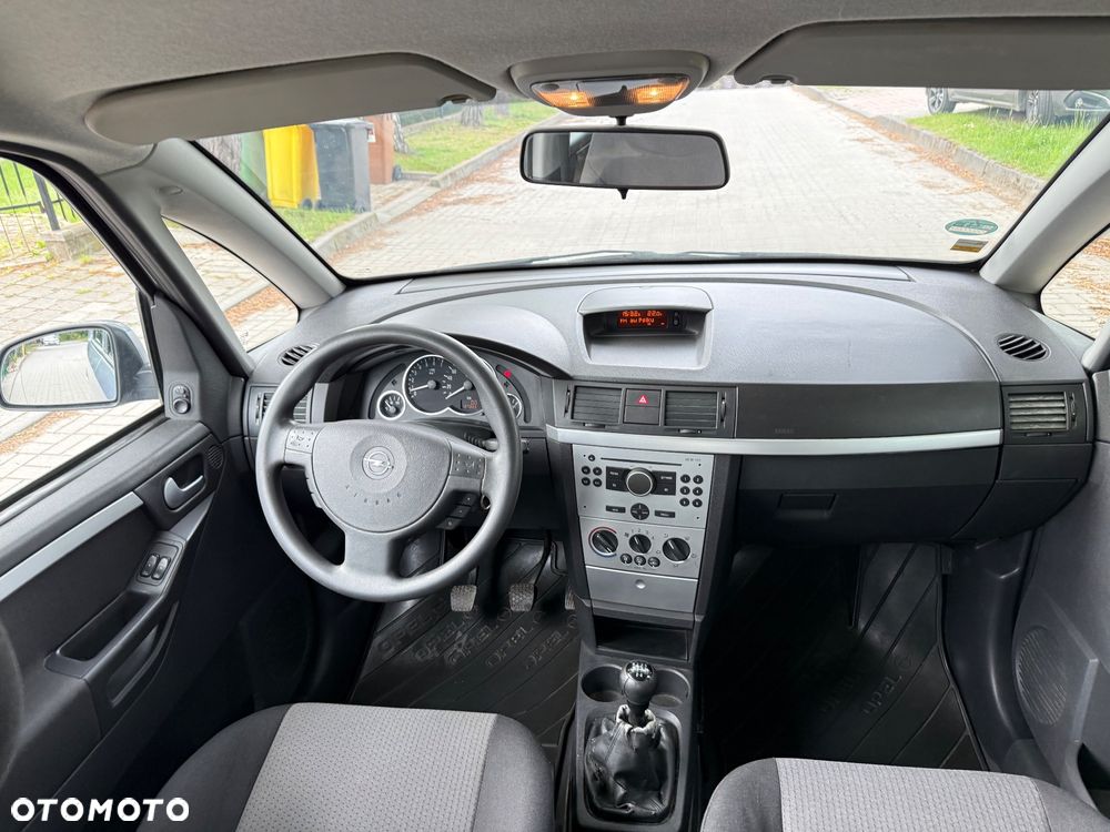 Opel Meriva - 8