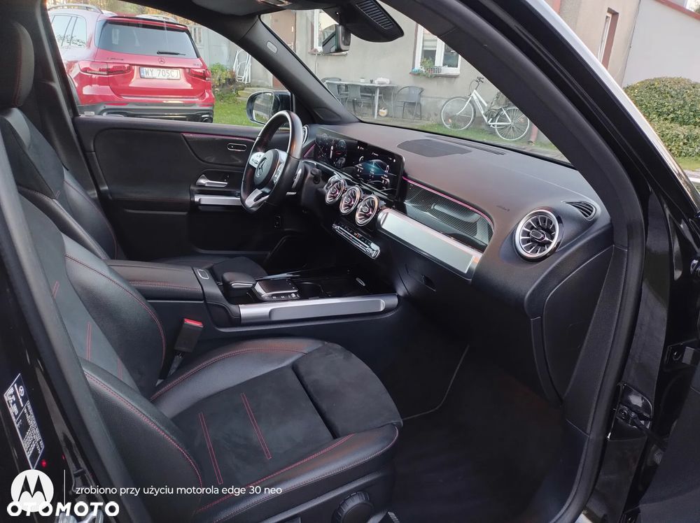 Mercedes-Benz GLB 200 d 4-Matic AMG Line 8G-DCT - 21