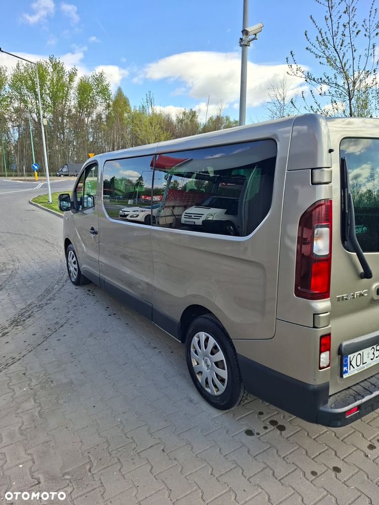 Renault Trafic Grand 2.0 dCi - 4