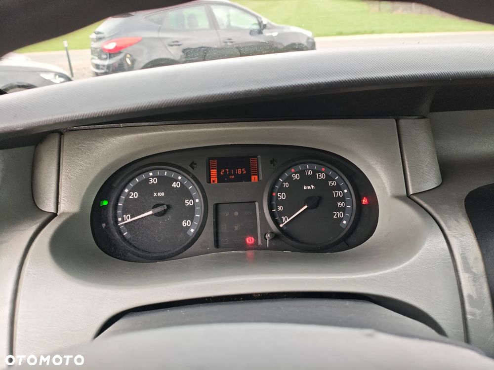 Renault Trafic - 22