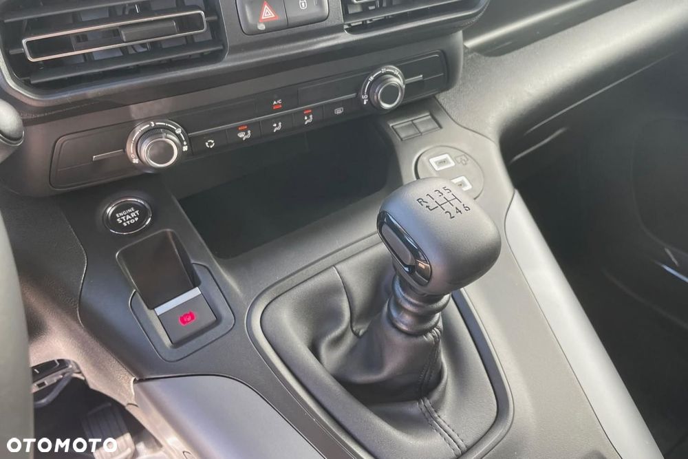 Opel Combo - 16