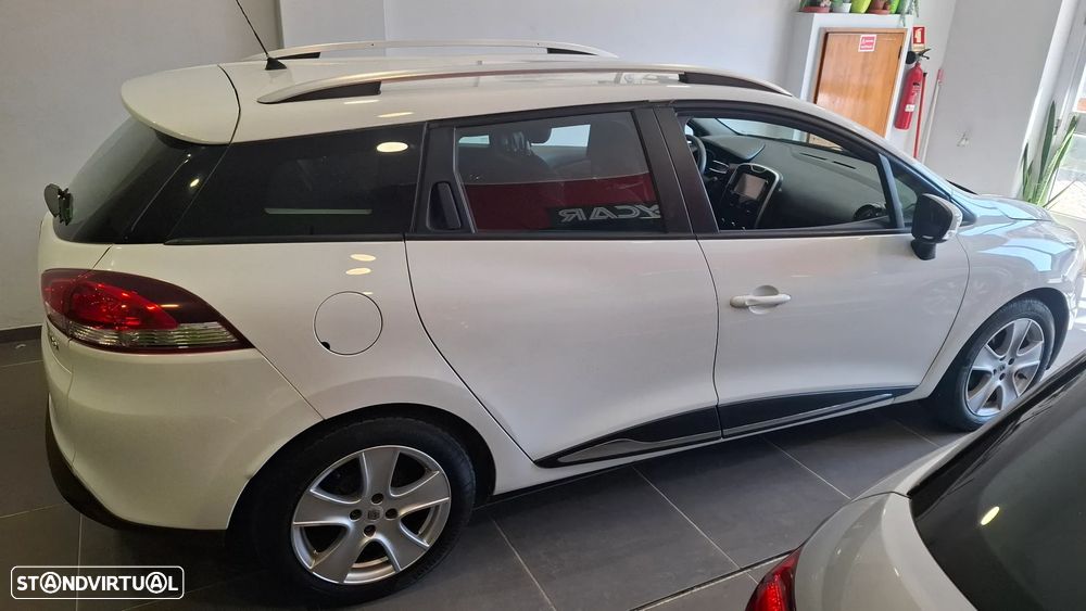 Renault Clio Sport Tourer 0.9 TCE Confort - 4
