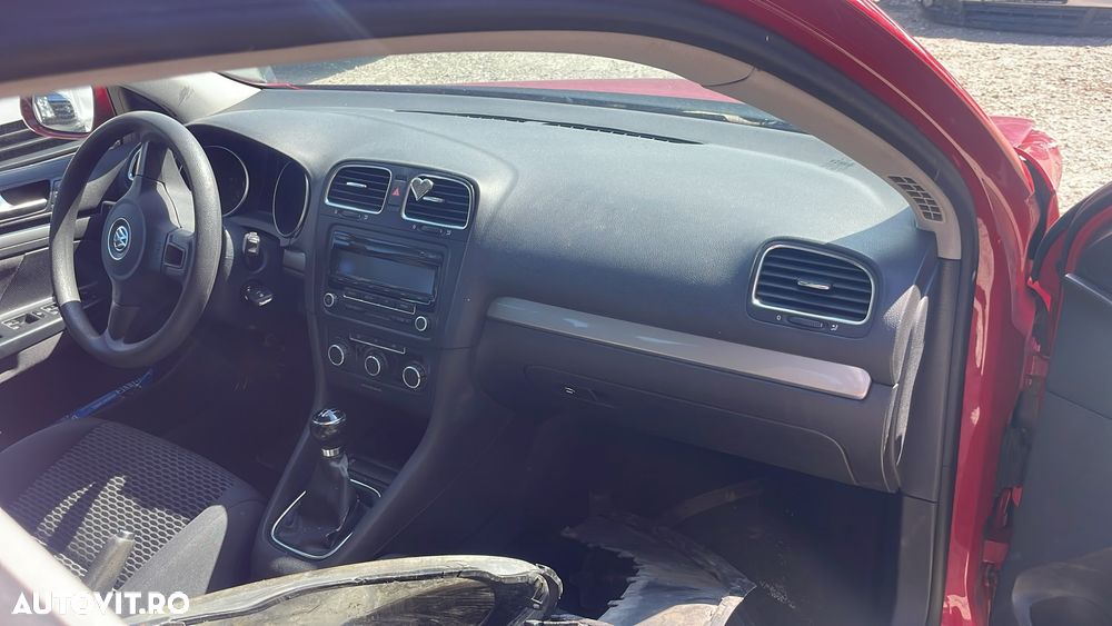 Dezmembrez piese VW Golf 6 - 4