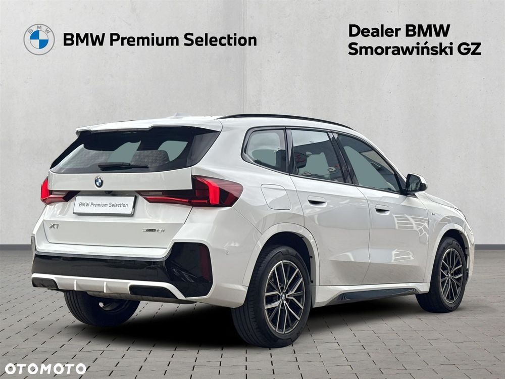 BMW X1 sDrive18i - 27