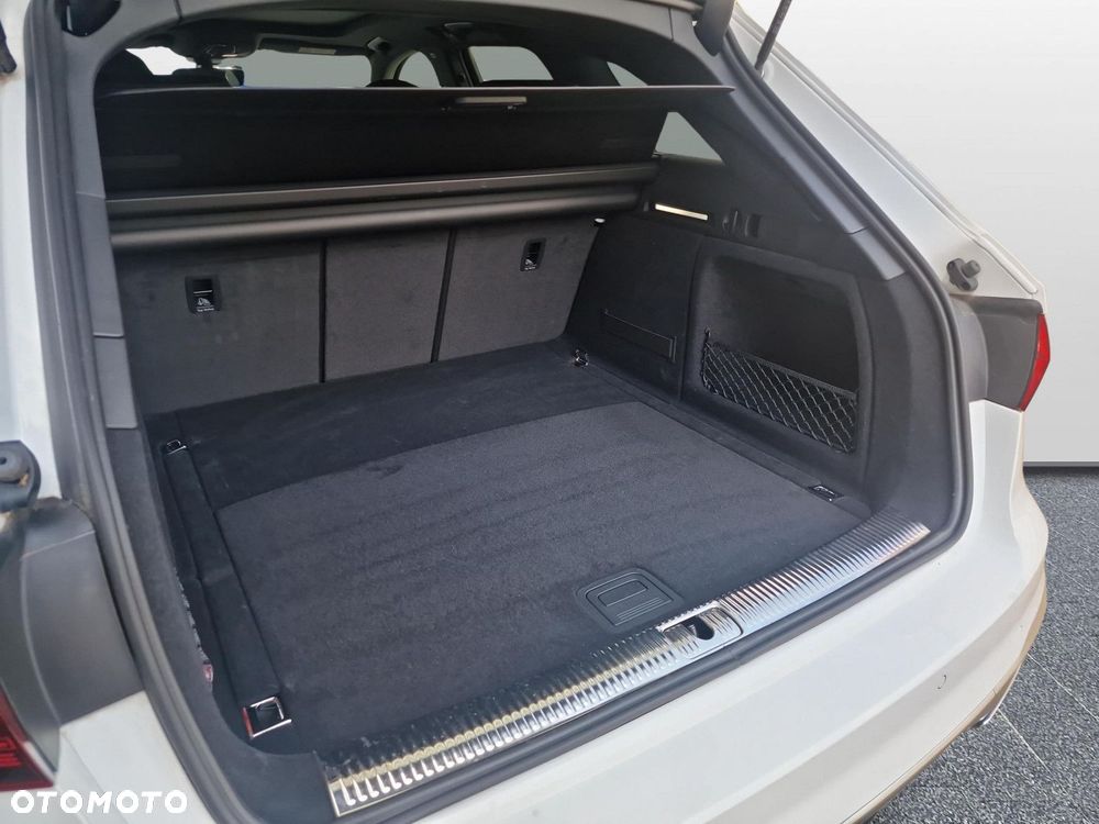 Audi A4 Avant - 22