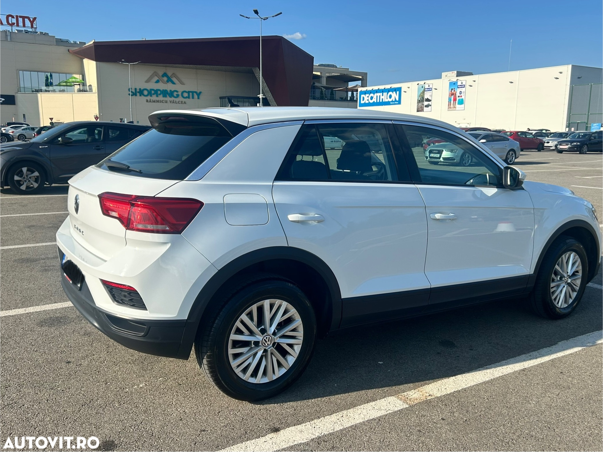 Volkswagen T-ROC 1.6 TDI Design - 5