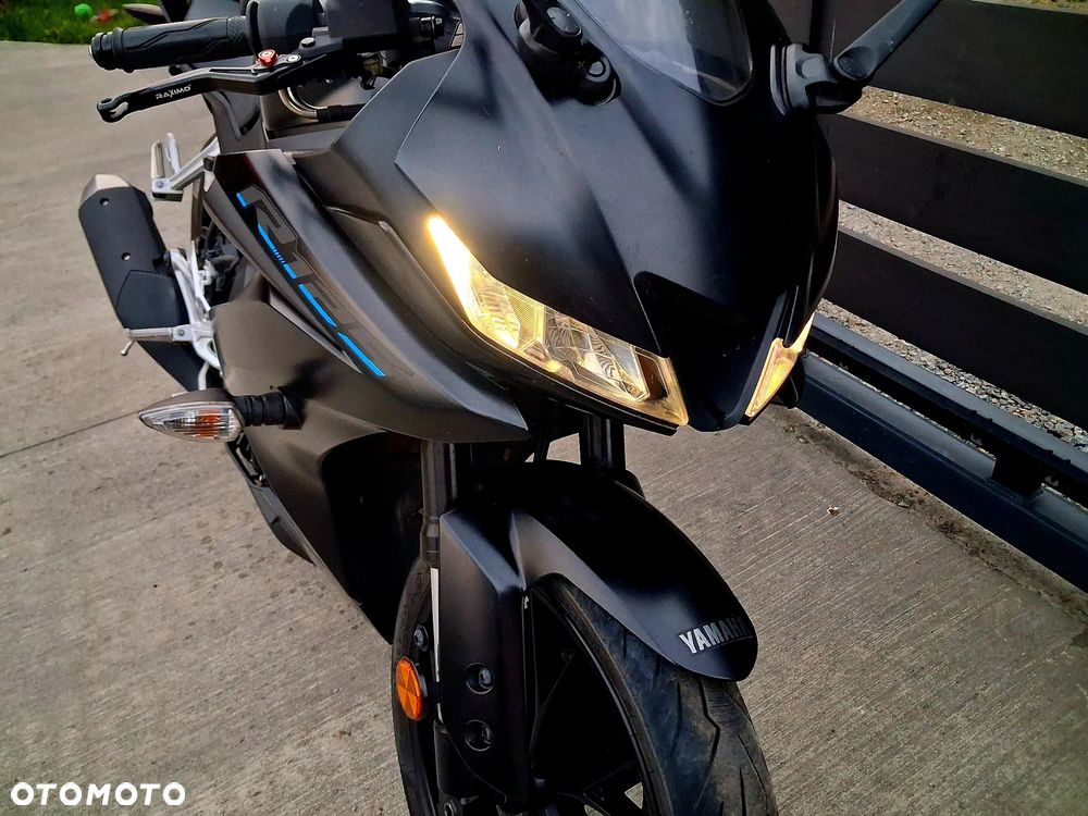 Yamaha YZF - 7