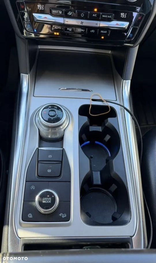 Ford Explorer - 9