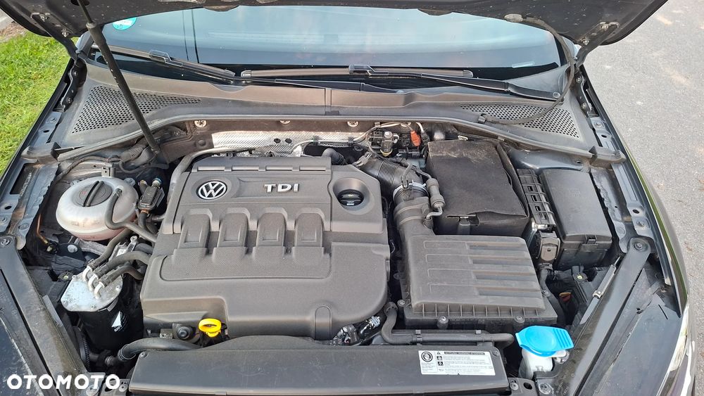 Volkswagen Golf - 23