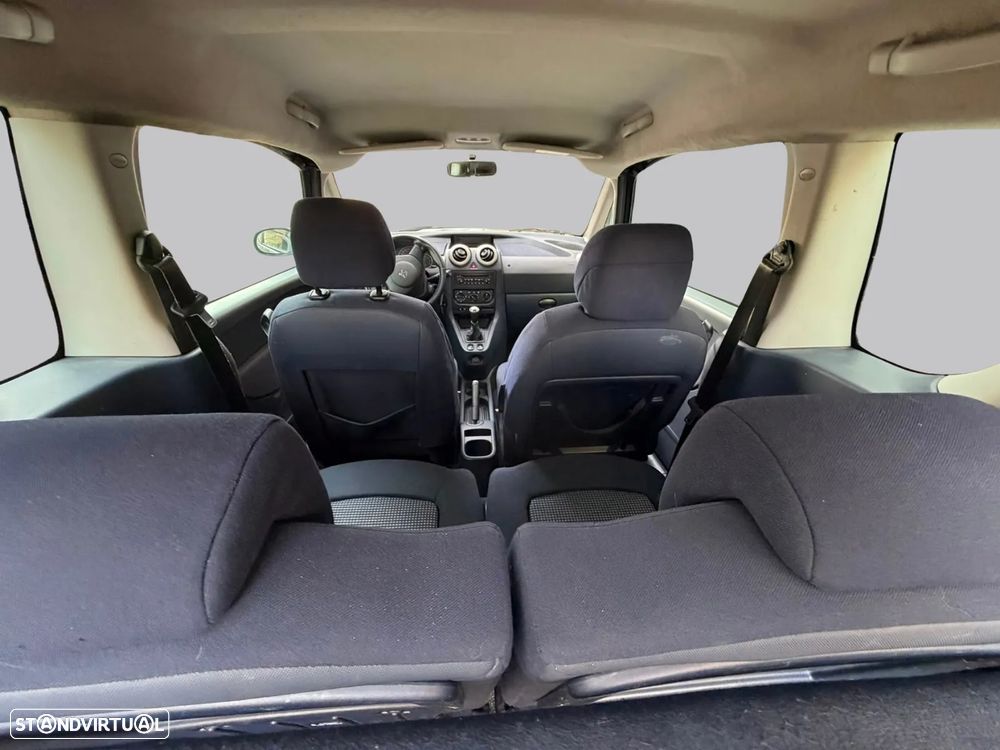 Peugeot 1007 - 23