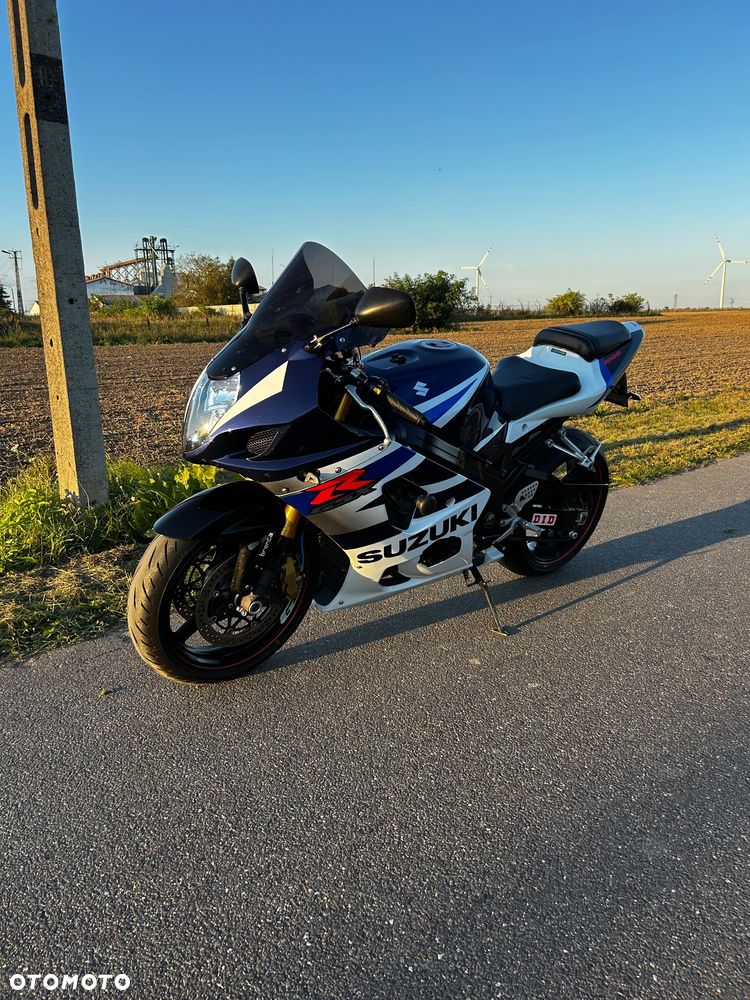 Suzuki GSX-R - 6