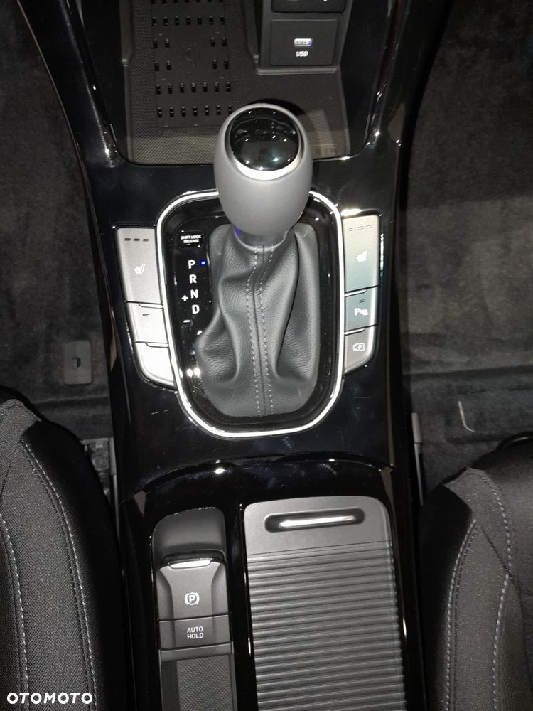 Hyundai i30 1.5 T-GDI 48V Smart DCT - 28