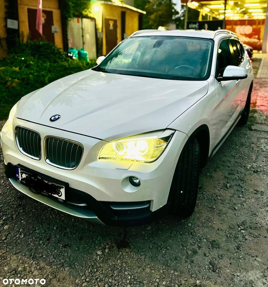 BMW X1 xDrive18d xLine - 13