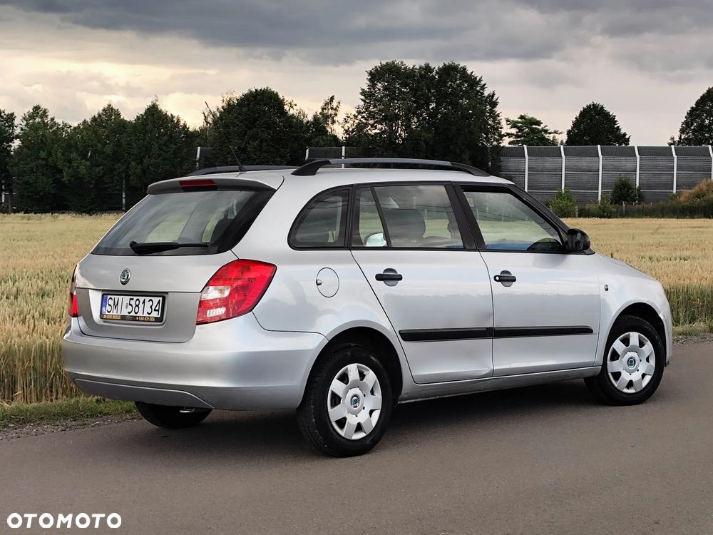 Skoda Fabia 1.4 16V Ambiente - 3