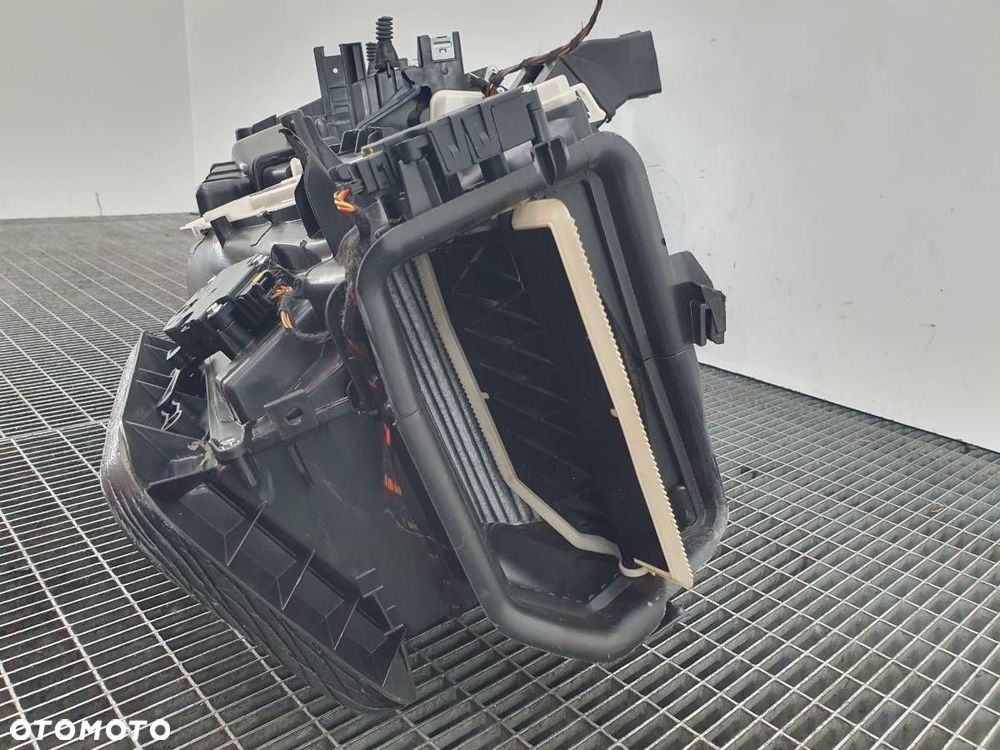 NAGRZEWNICA DMUCHAWA NAWIEWU AUDI A4 B9 TDI EUROPA - 8