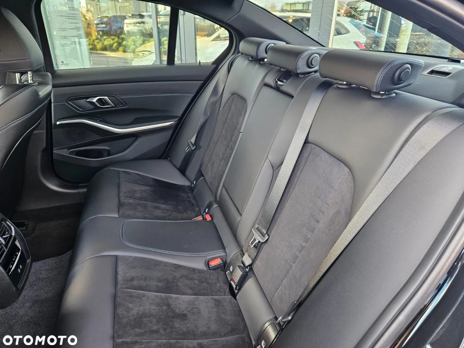 BMW Seria 3 318i M Sport - 18