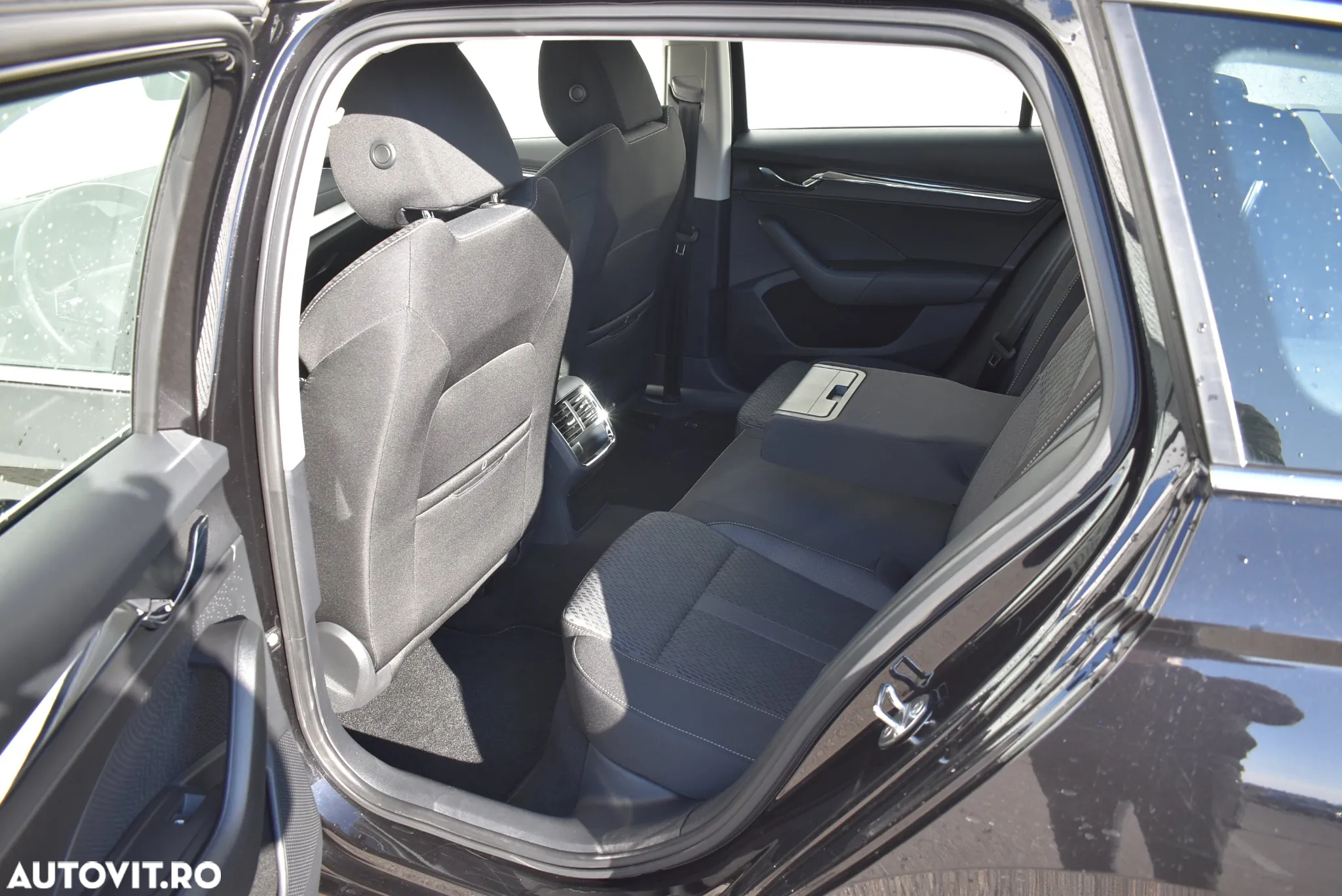 Skoda Octavia Combi 2.0 TDI (Green tec) DSG Style - 26