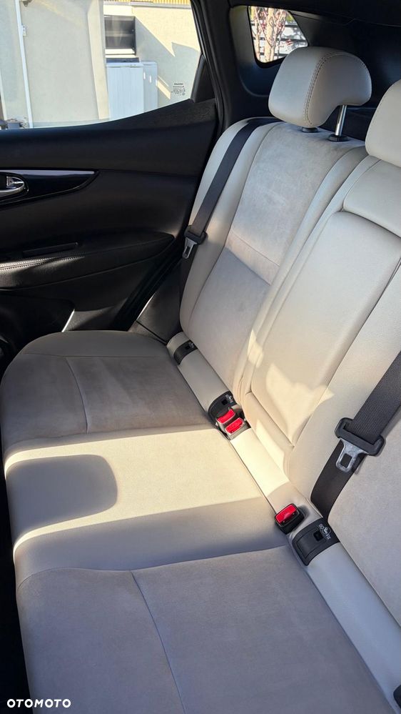 Nissan Qashqai 1.6 DCi 4x4 N-Tec - 20