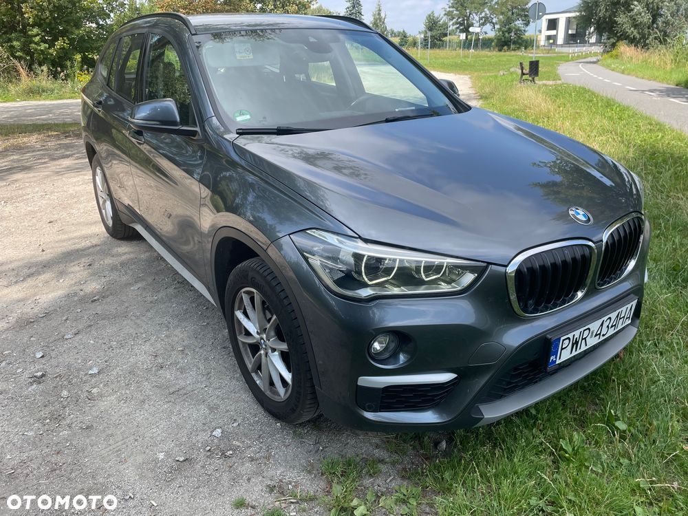 BMW X1 sDrive18d - 38