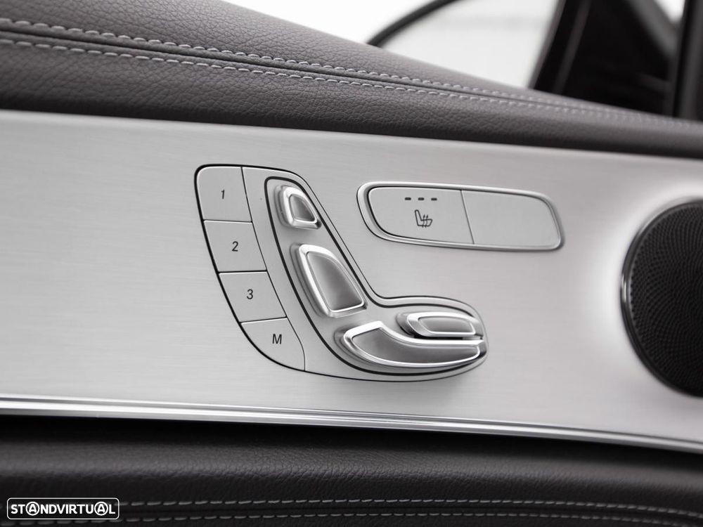 Mercedes-Benz E 300 de AMG Line - 20