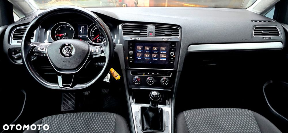Volkswagen Golf 1.6 TDI BMT Trendline - 28
